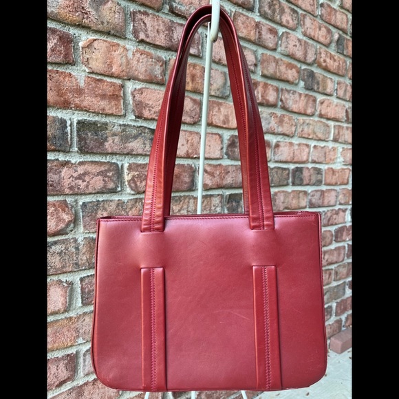 Cole Haan Red Leather Shoulder Bag Purse Dual Handles - Picture 3 of 13